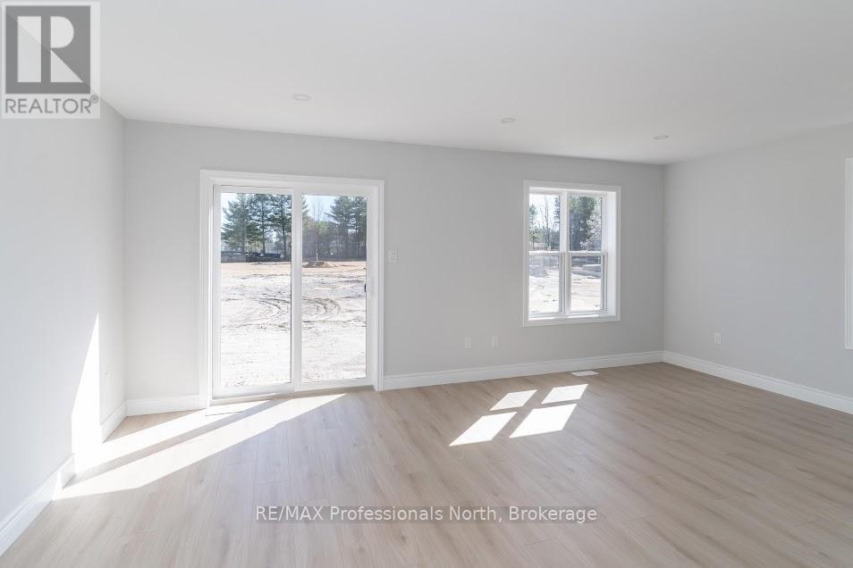 13 Mcconnell Crescent, Bracebridge, Ontario  P1L 0N7 - Photo 7 - X12881690