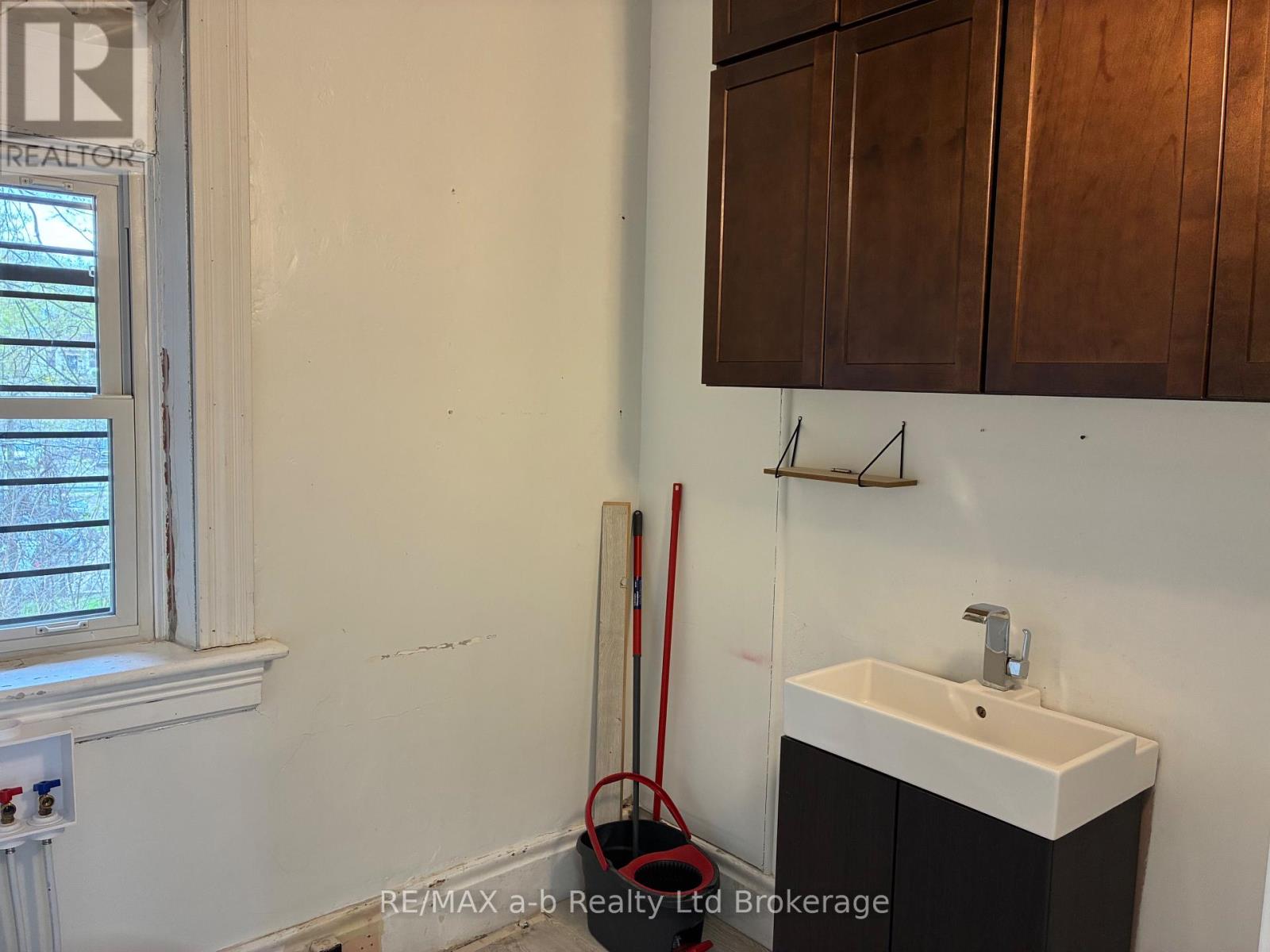 151 Thames Street S, Ingersoll, Ontario  N5C 2T3 - Photo 10 - X13061898