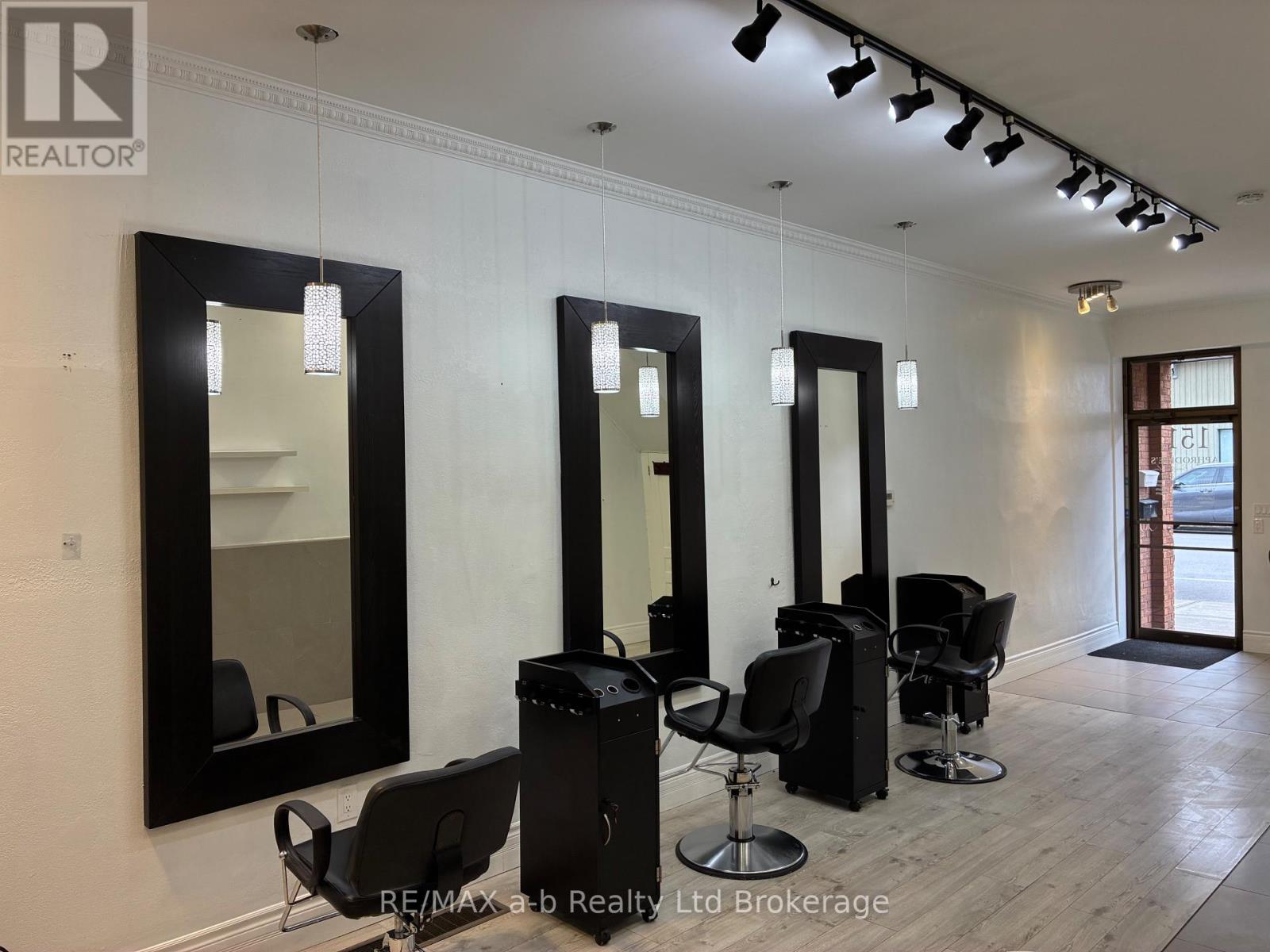 151 Thames Street S, Ingersoll, Ontario  N5C 2T3 - Photo 8 - X13061898