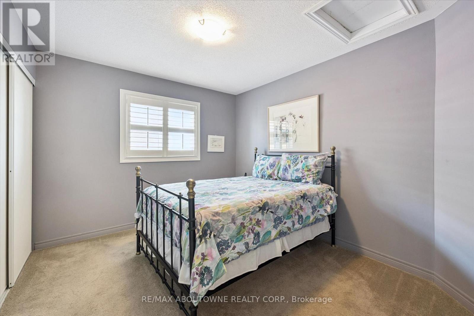 2484 Capilano Crescent, Oakville, Ontario  L6H 6L4 - Photo 28 - W13054410