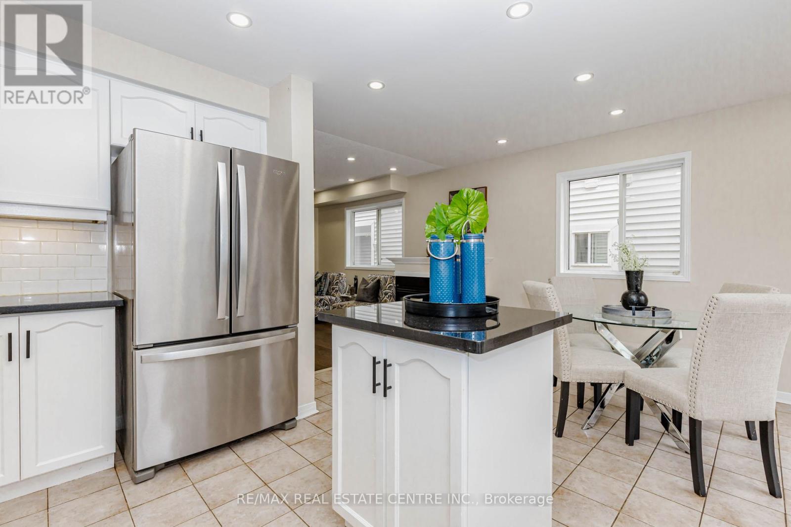 90 Tiller Trail, Brampton, Ontario  L6X 4S9 - Photo 13 - W13057530
