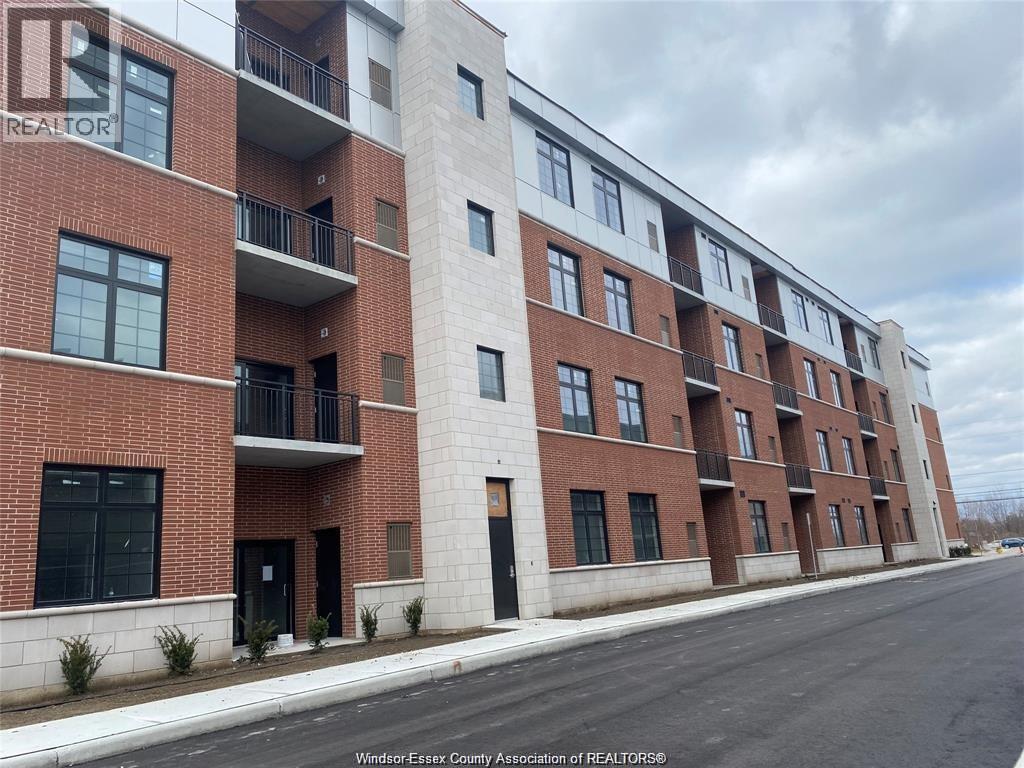 MLS# 26009636: 11941 TECUMSEH ROAD East Unit# 405, Tecumseh, Canada