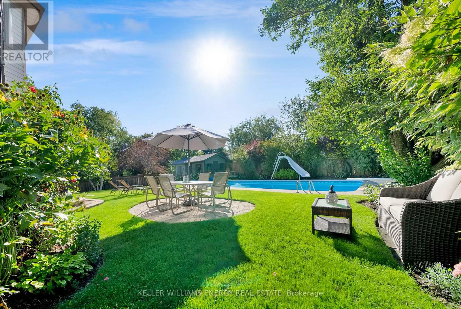 5 Snowden Court, Clarington, Ontario  L1B 1E7 - Photo 2 - E13061754