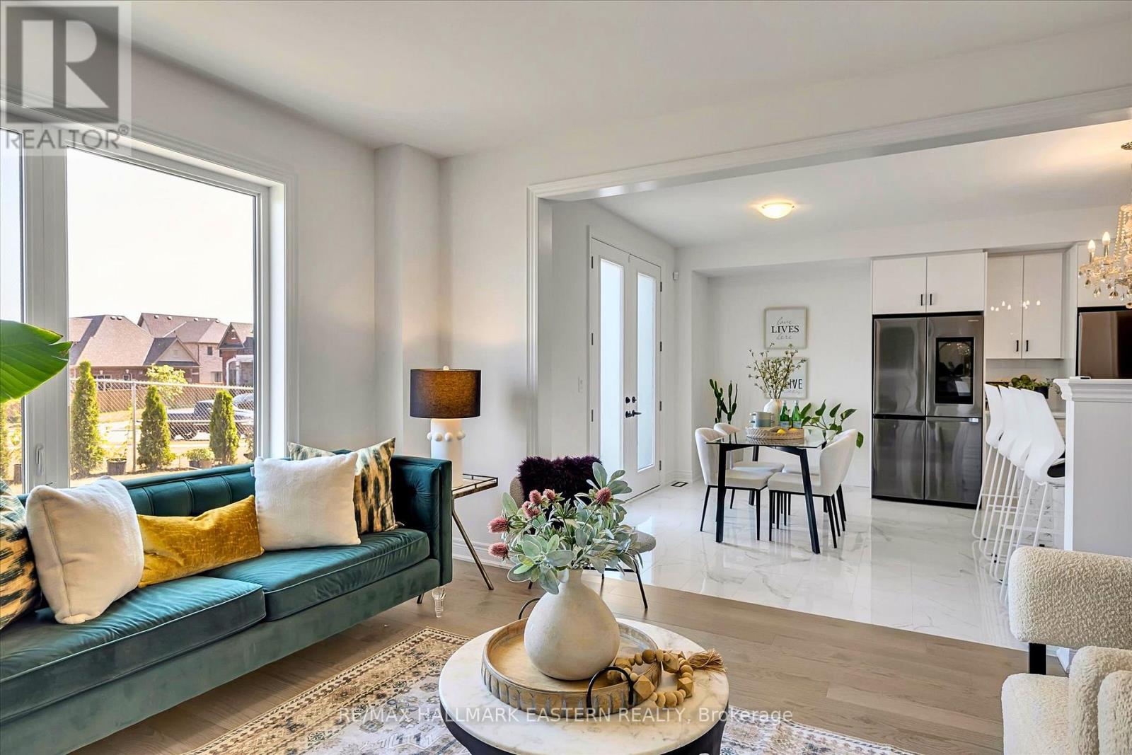 118 Whitehand Drive, Clarington, Ontario  L1B 0W1 - Photo 11 - E13061760