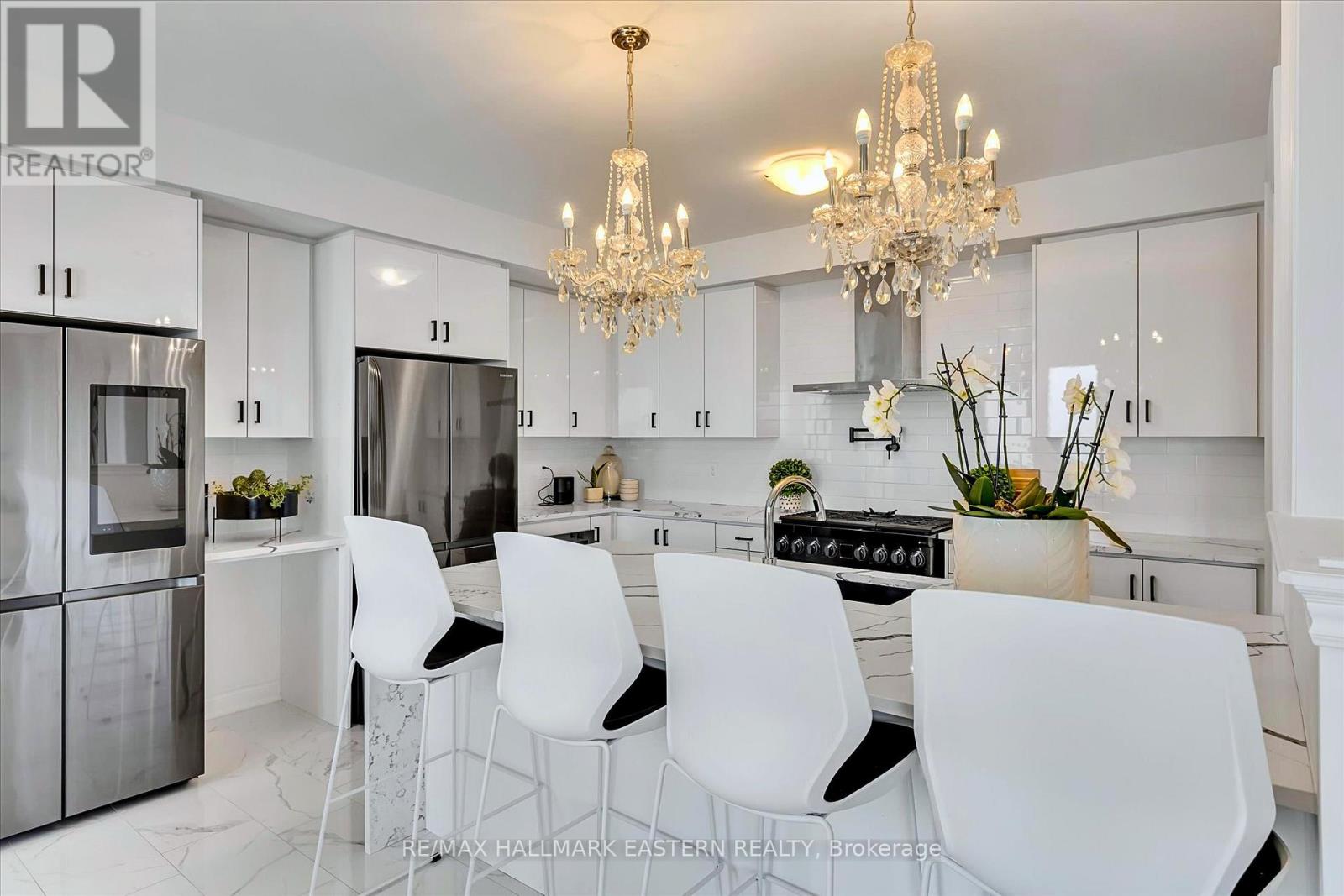 118 Whitehand Drive, Clarington, Ontario  L1B 0W1 - Photo 14 - E13061760