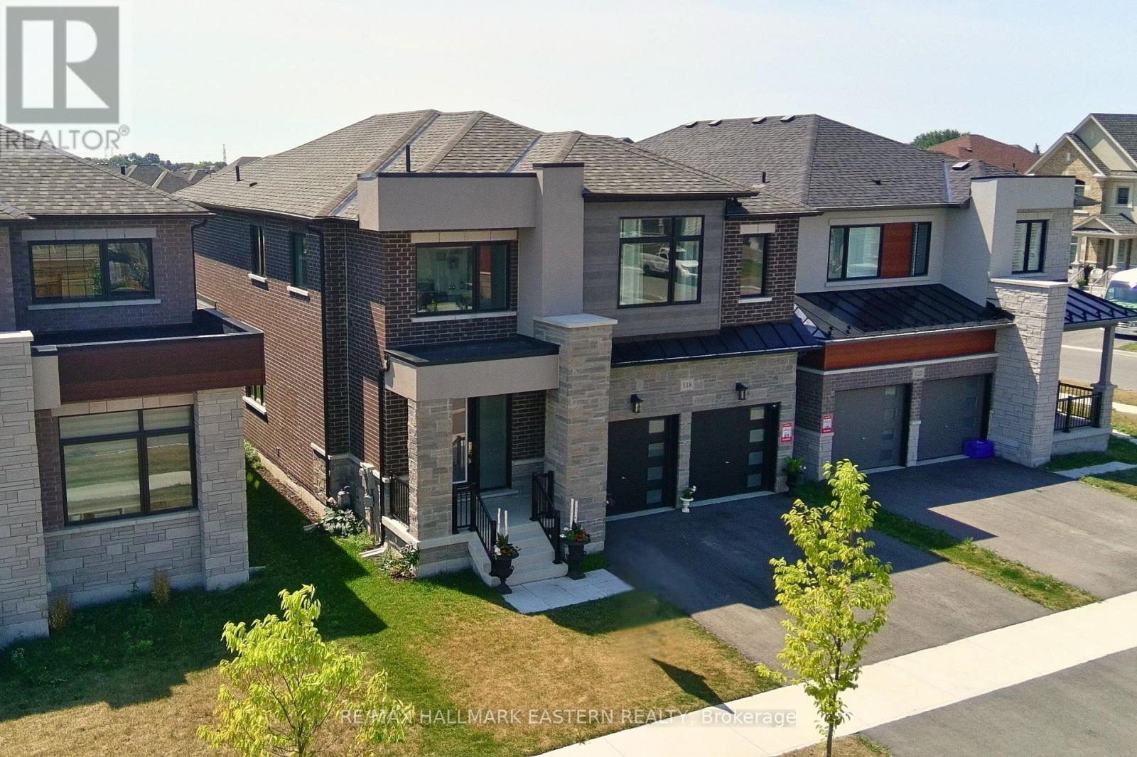 118 Whitehand Drive, Clarington, Ontario  L1B 0W1 - Photo 2 - E13061760