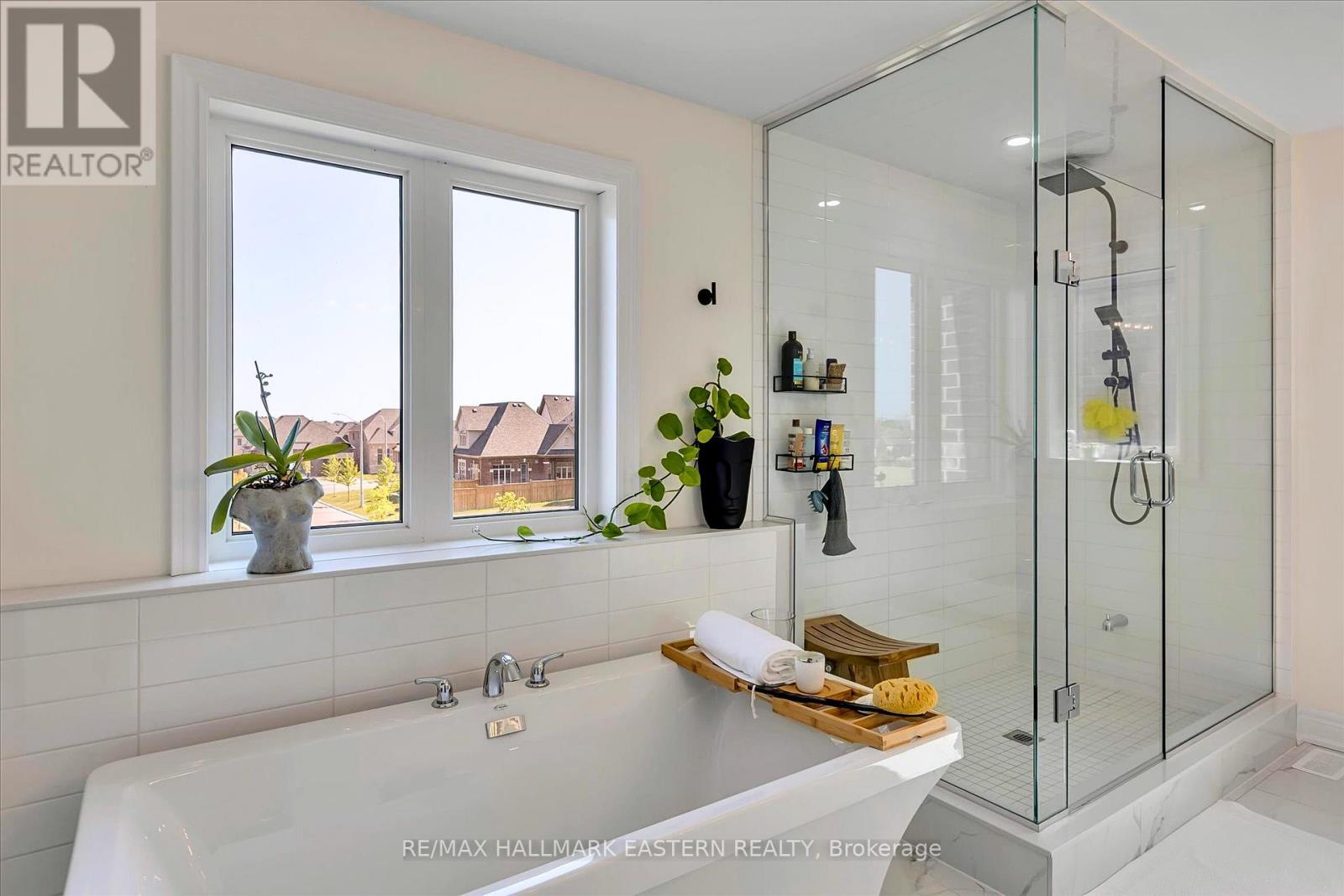 118 Whitehand Drive, Clarington, Ontario  L1B 0W1 - Photo 26 - E13061760