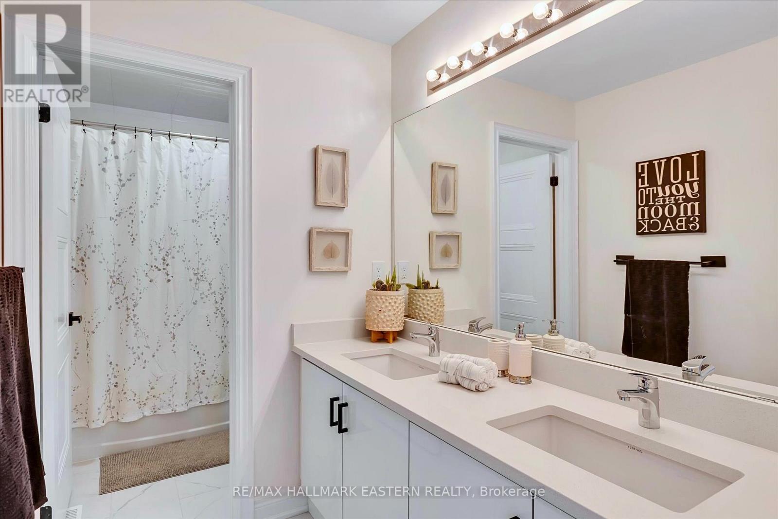 118 Whitehand Drive, Clarington, Ontario  L1B 0W1 - Photo 34 - E13061760