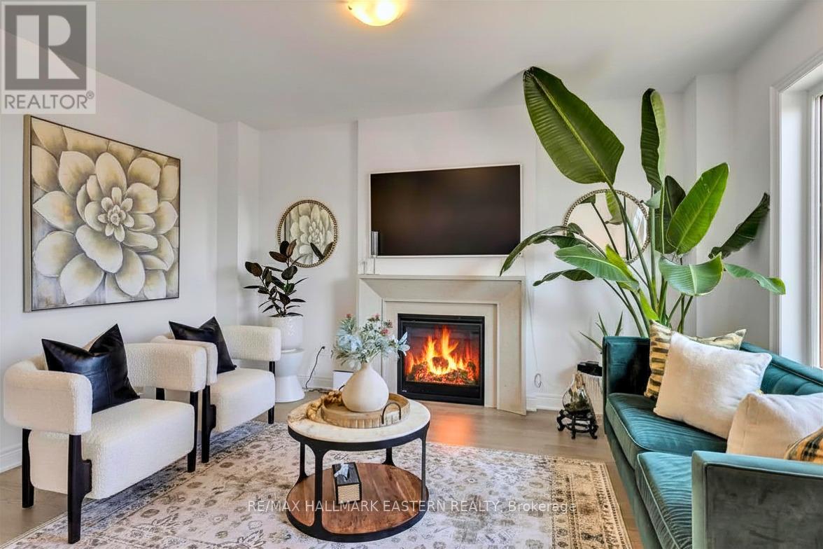 118 Whitehand Drive, Clarington, Ontario  L1B 0W1 - Photo 9 - E13061760