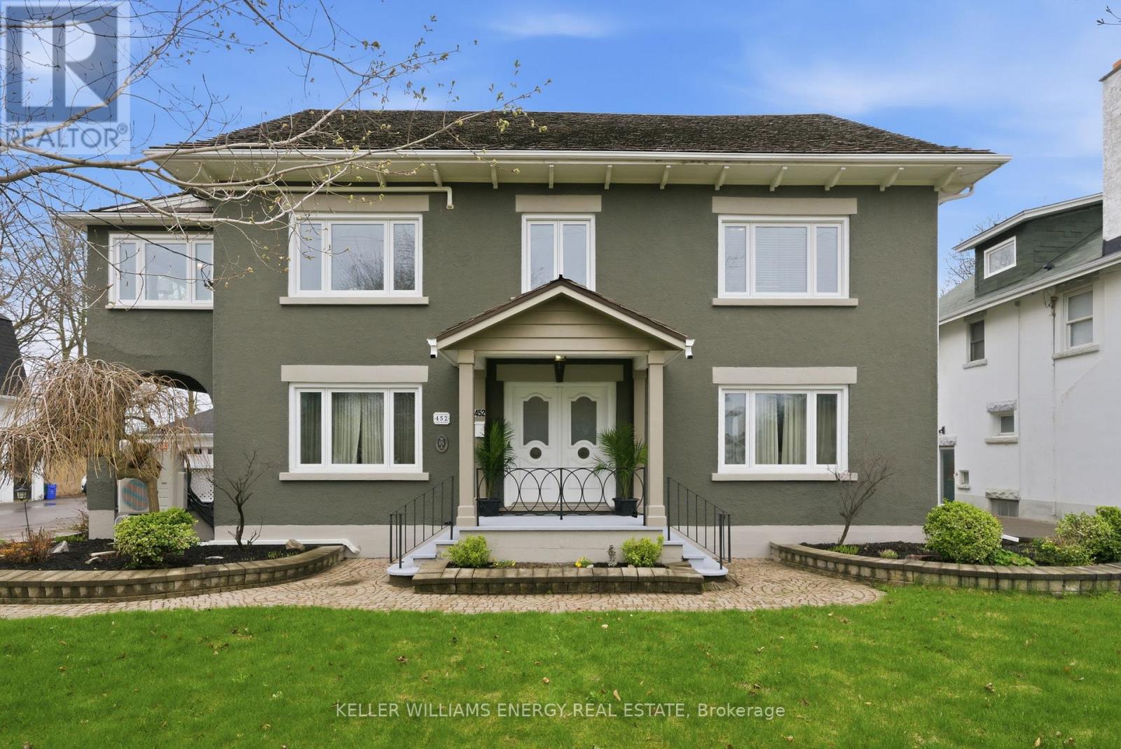 452 Simcoe Street N, Oshawa, Ontario  L1G 4T6 - Photo 1 - E13062034