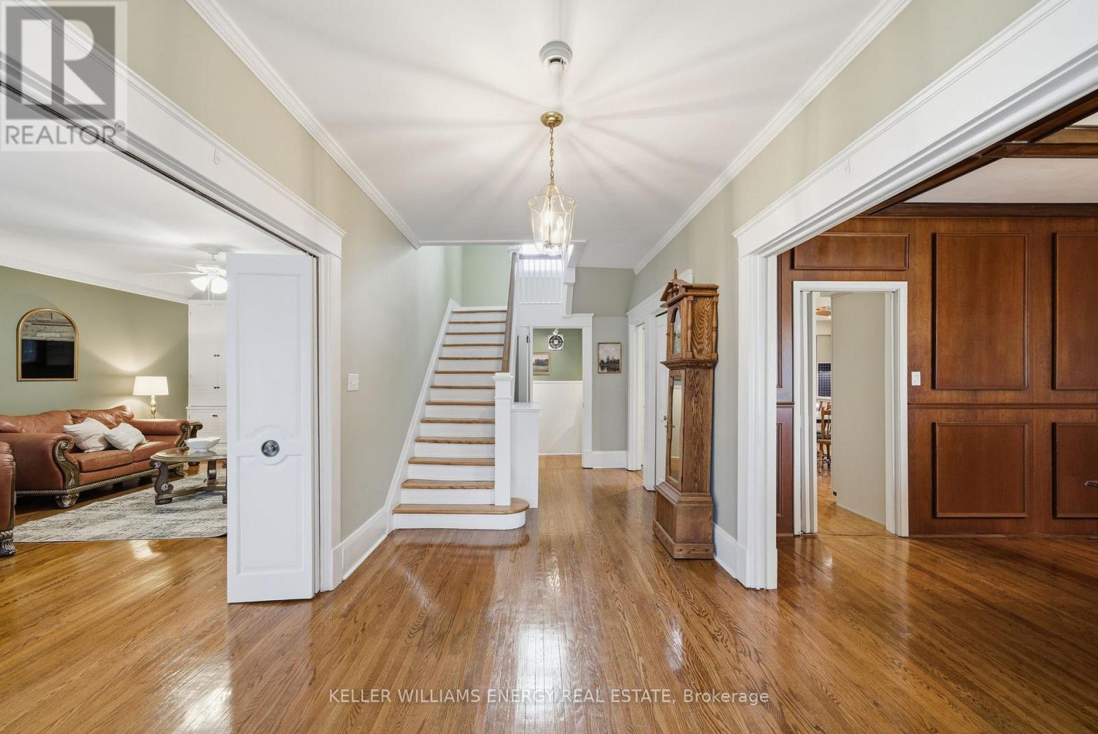 452 Simcoe Street N, Oshawa, Ontario  L1G 4T6 - Photo 17 - E13062034