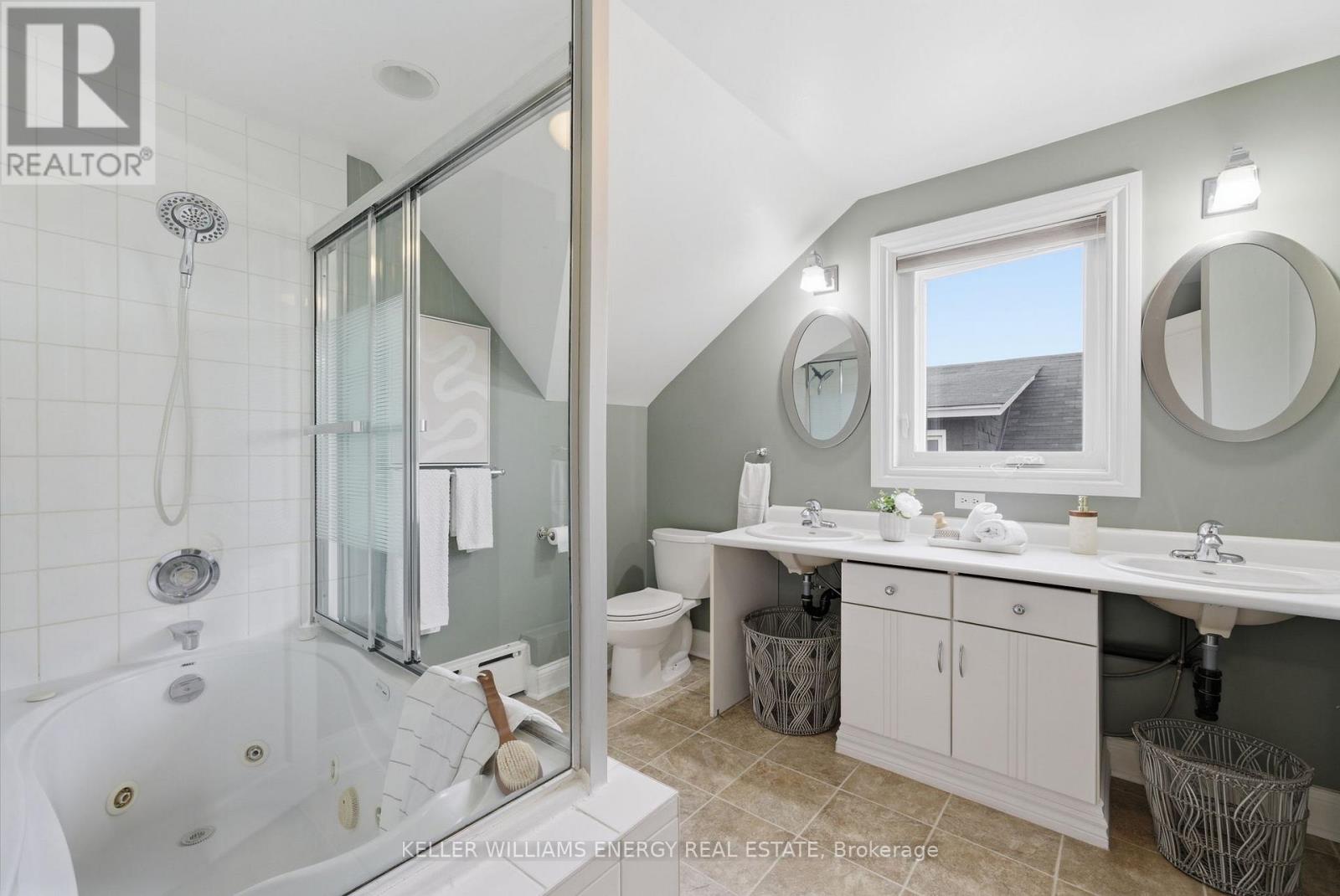 452 Simcoe Street N, Oshawa, Ontario  L1G 4T6 - Photo 32 - E13062034