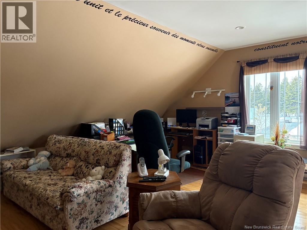 78 Rue Des Champs, Pointe-Verte, New Brunswick  E8J 2V4 - Photo 28 - NB136240