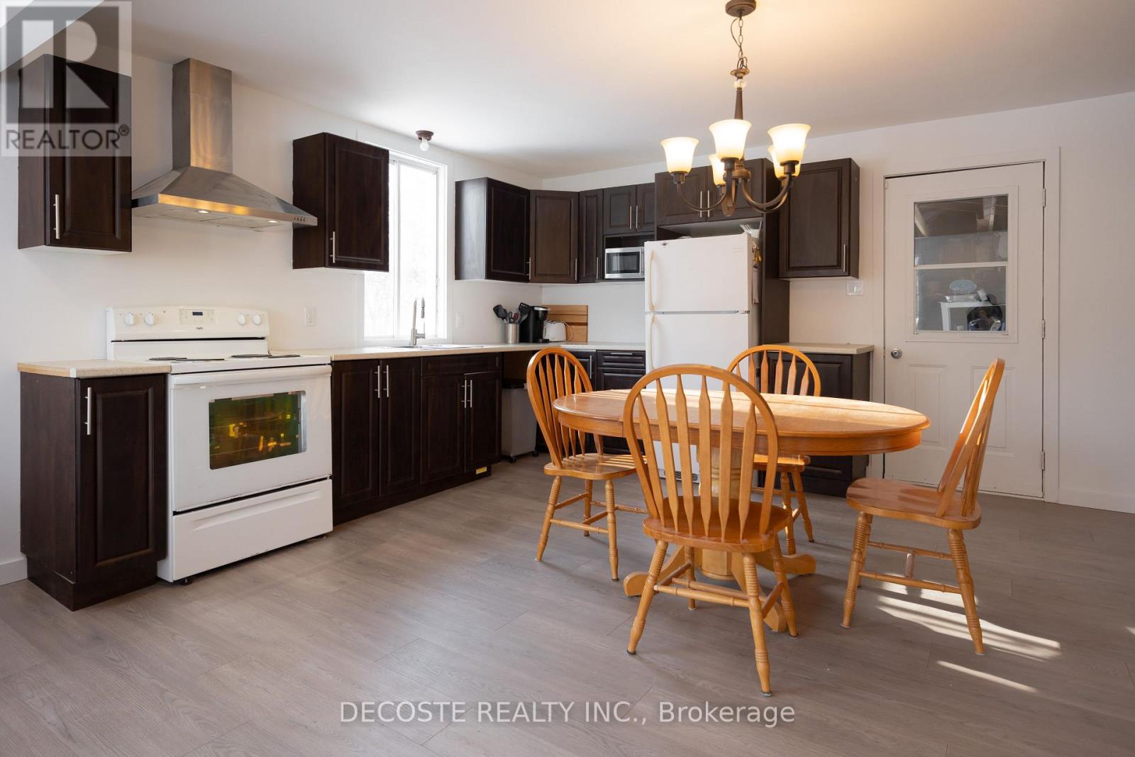 1886 Dalkeith Road, North Glengarry, Ontario  K0B 1E0 - Photo 4 - X12720700