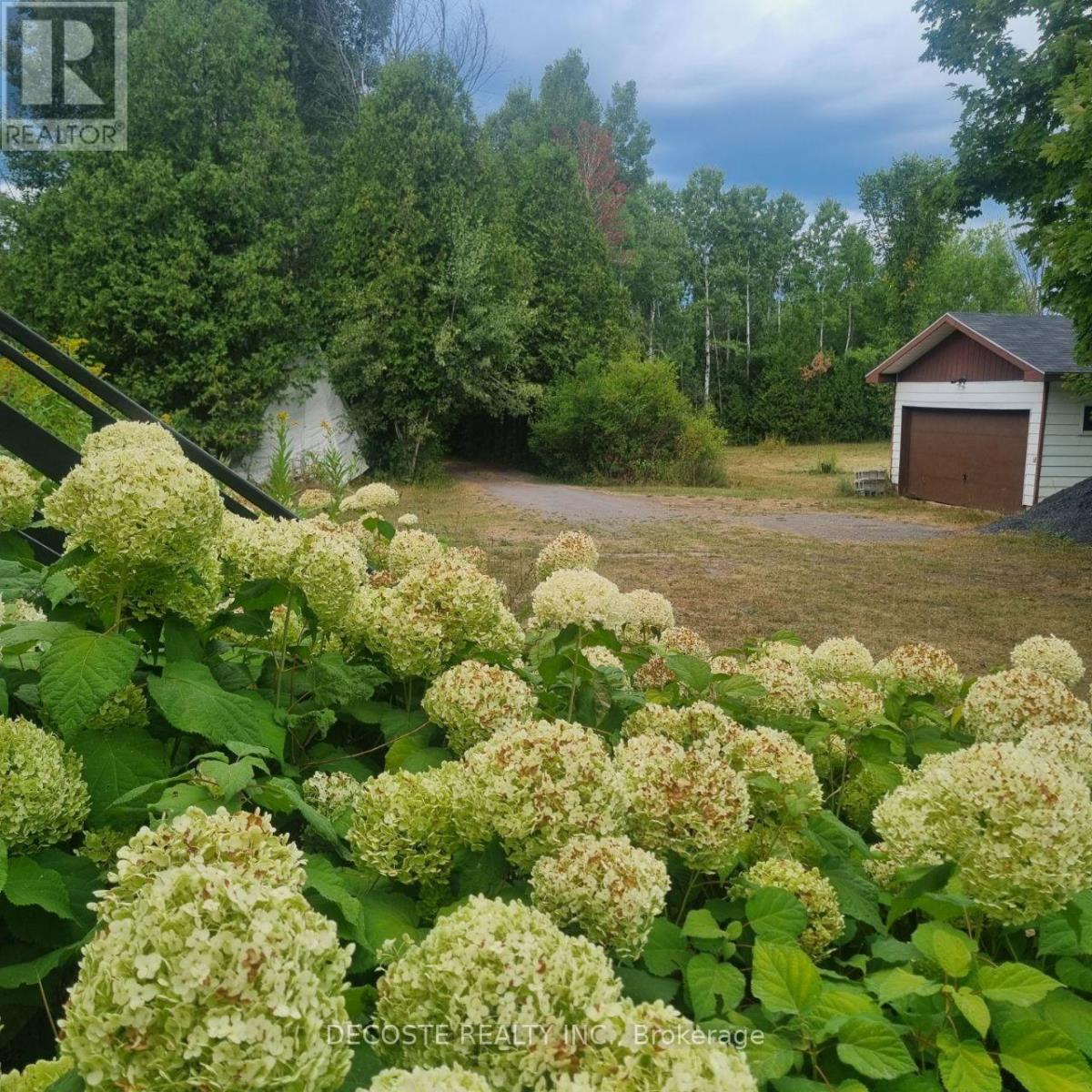 21950 Concession 10 Road, South Glengarry, Ontario  K0B 1H0 - Photo 30 - X12805536