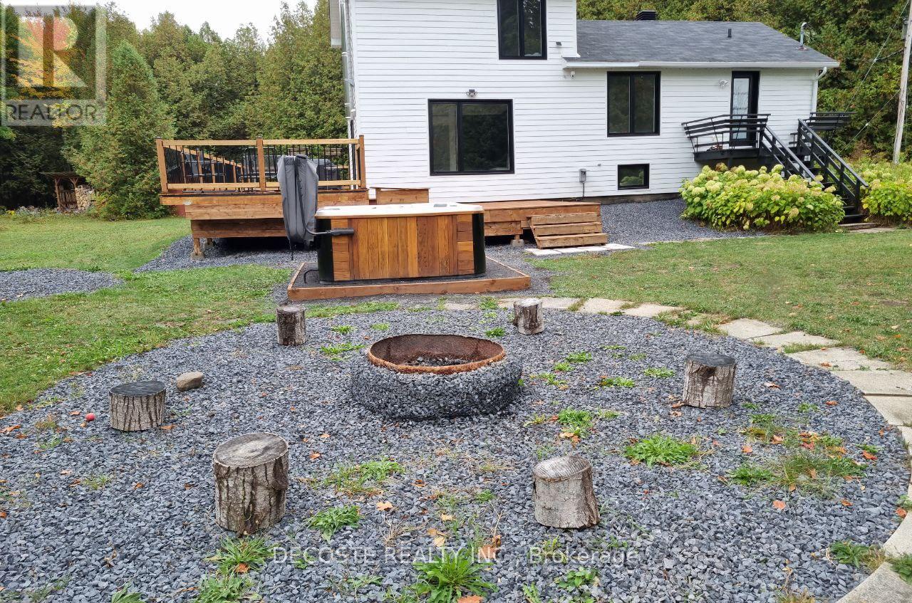 21950 Concession 10 Road, South Glengarry, Ontario  K0B 1H0 - Photo 34 - X12805536