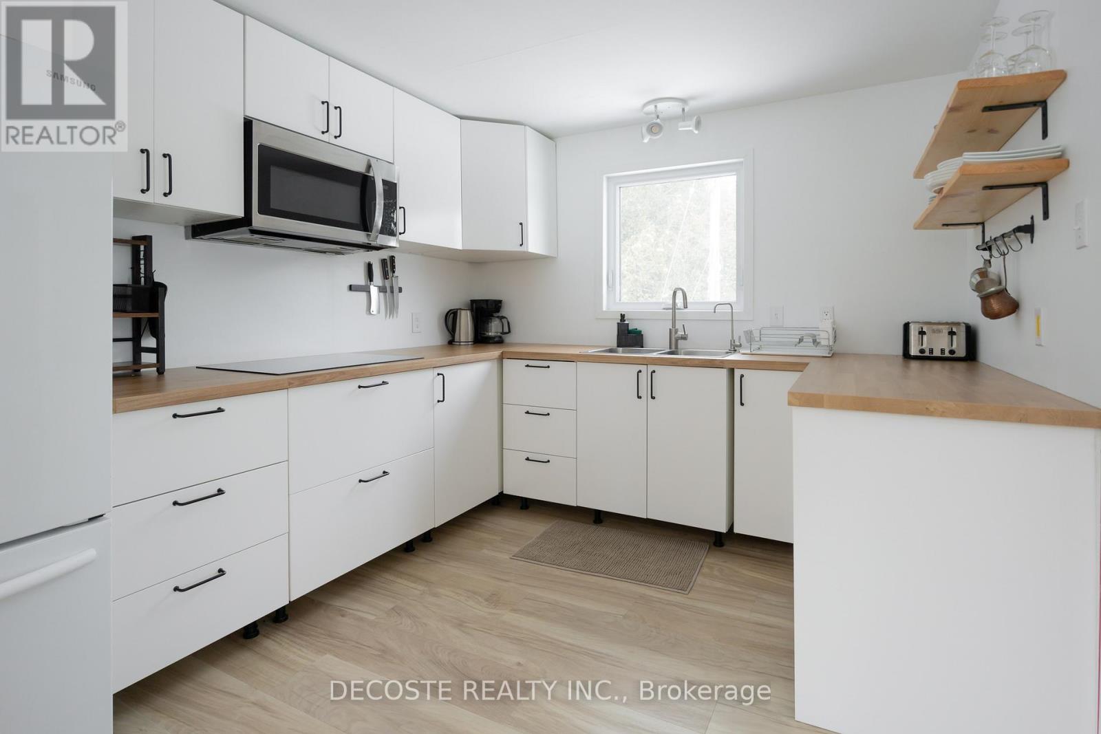 21950 Concession 10 Road, South Glengarry, Ontario  K0B 1H0 - Photo 6 - X12805536