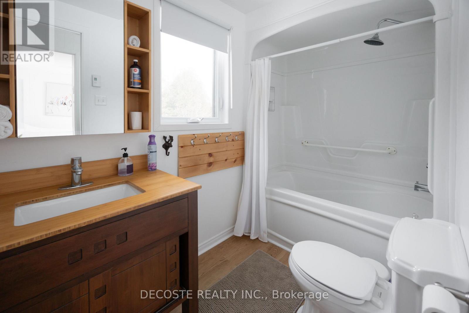 21950 Concession 10 Road, South Glengarry, Ontario  K0B 1H0 - Photo 8 - X12805536