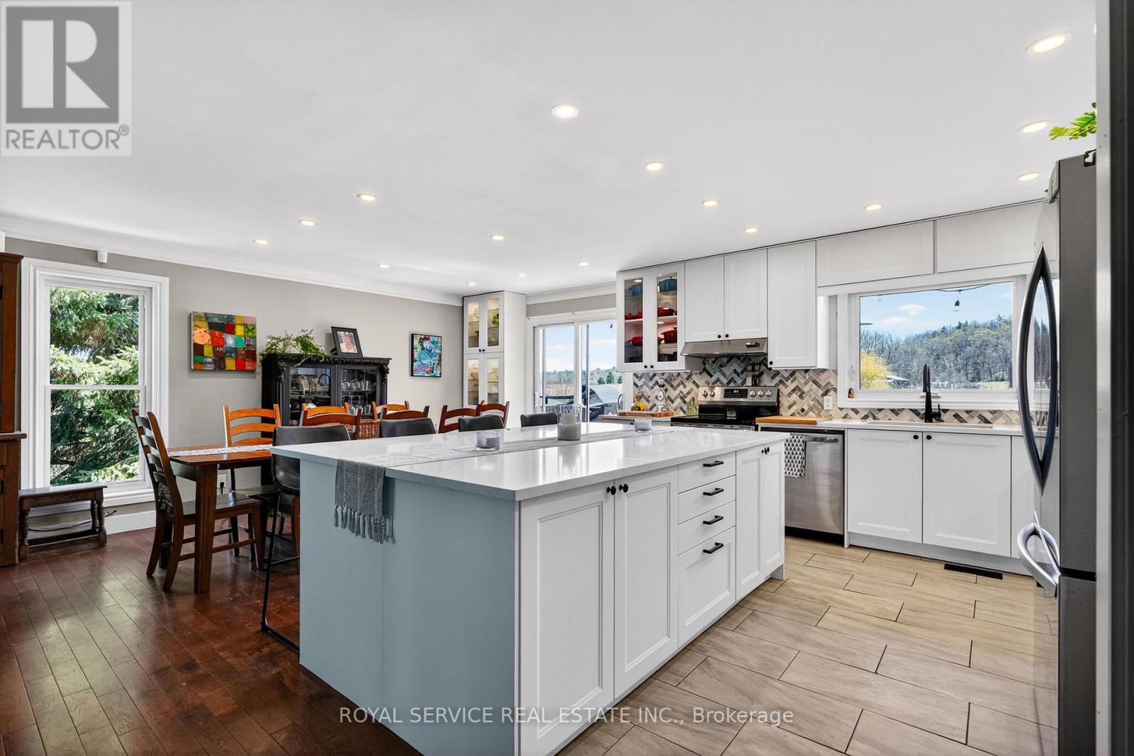 2021 County  3 Road, Prince Edward County, Ontario  K0K 1L0 - Photo 4 - X13061846