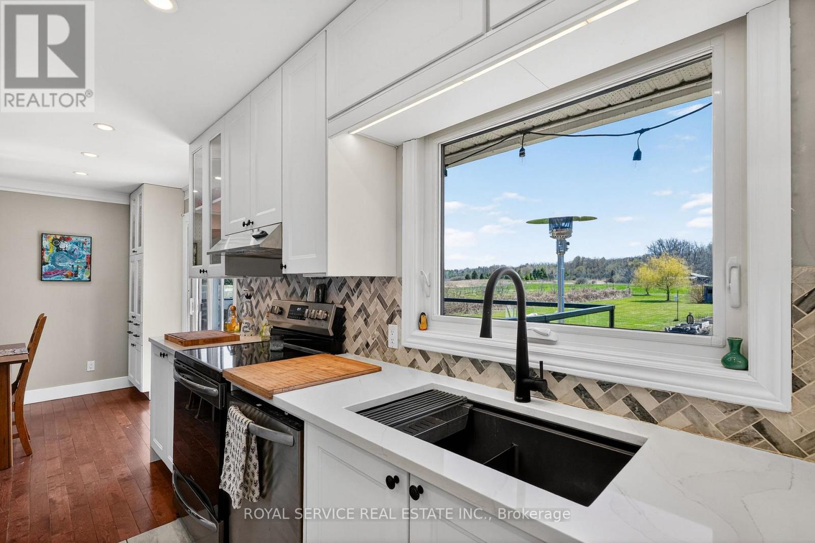 2021 County  3 Road, Prince Edward County, Ontario  K0K 1L0 - Photo 6 - X13061846