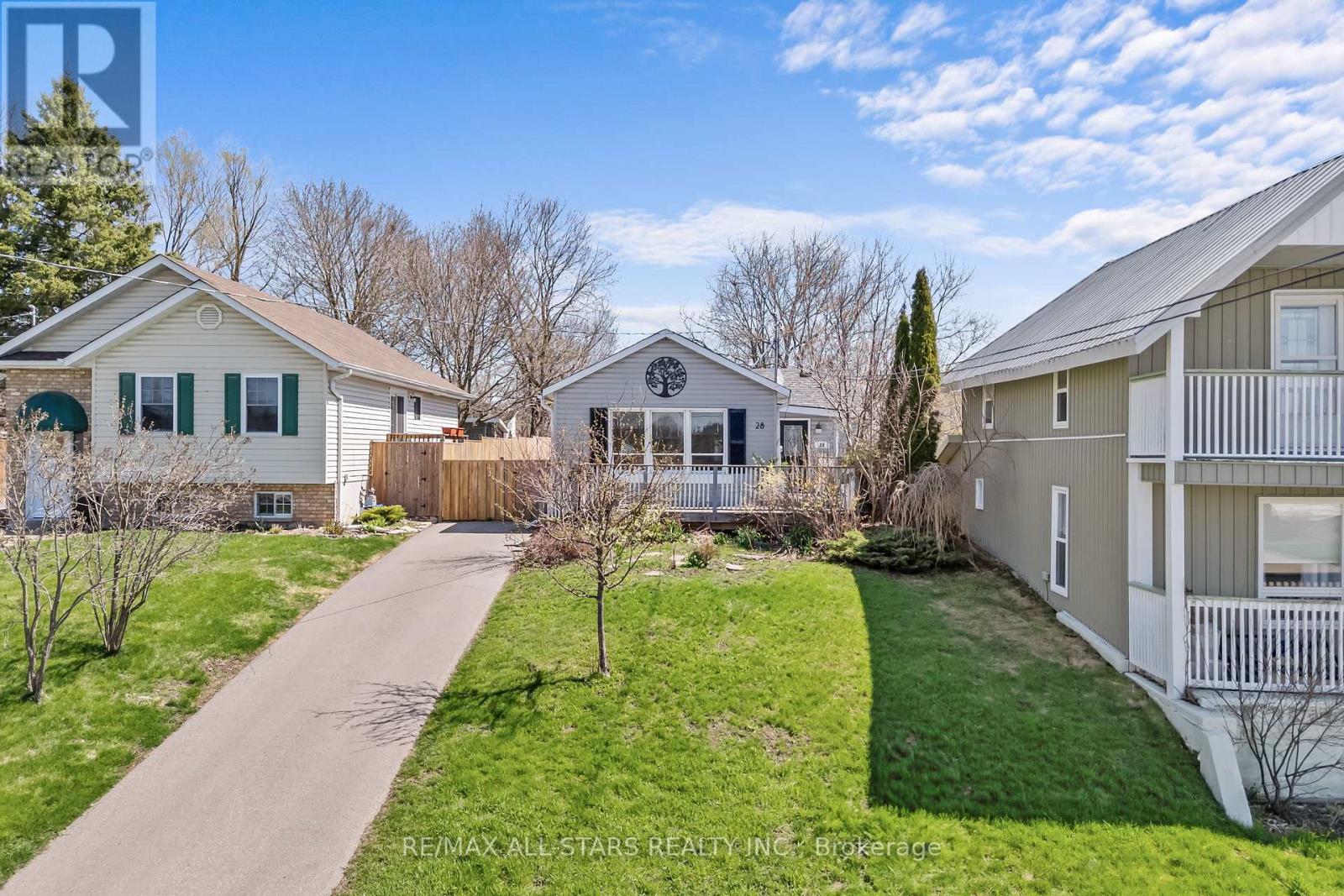 28 CAROLINE STREET, Kawartha Lakes, Ontario