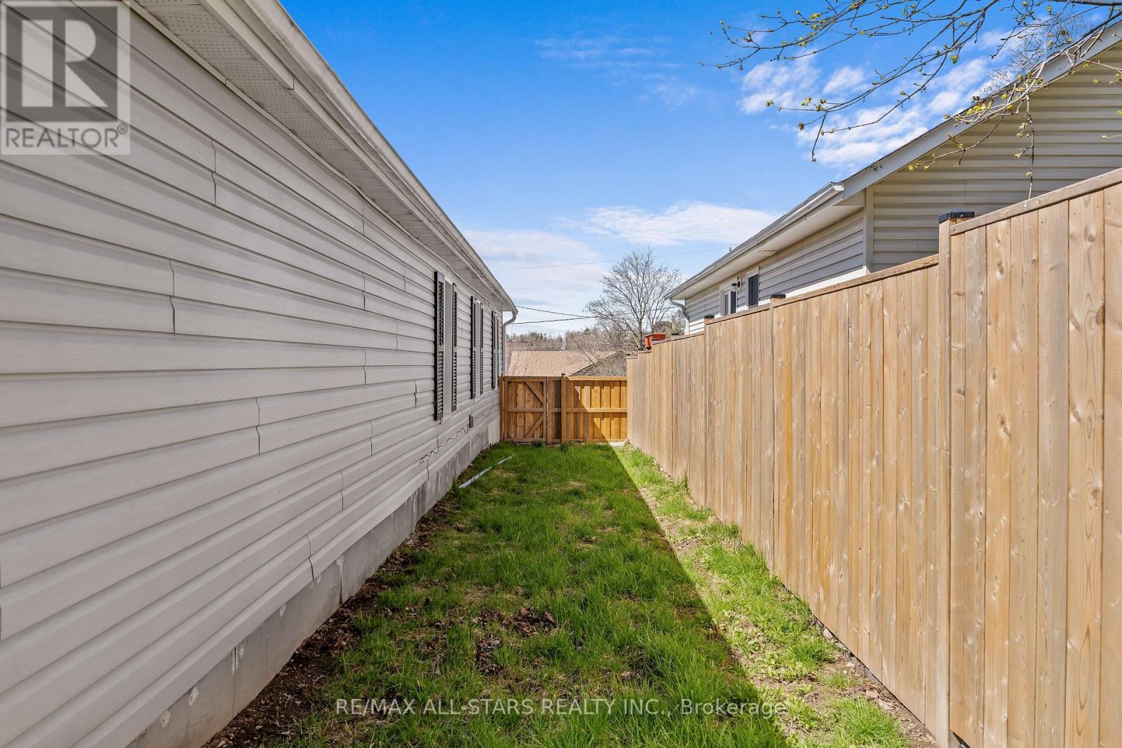28 Caroline Street, Kawartha Lakes, Ontario  K9V 1T1 - Photo 33 - X13061934