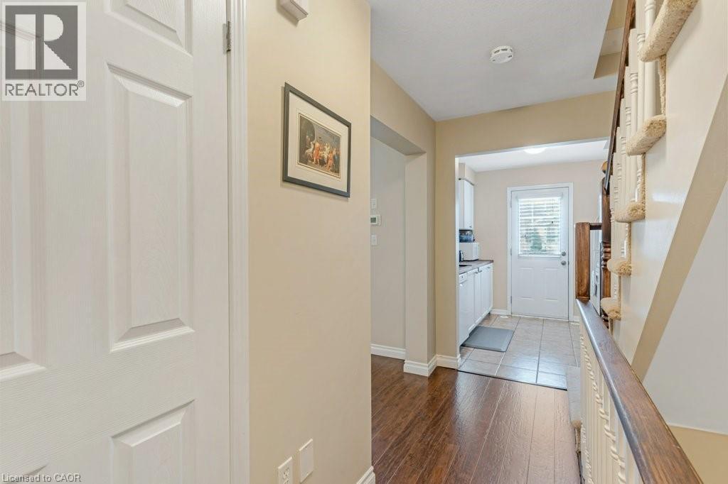 71 Garth Massey Drive Unit# 71, Cambridge, Ontario  N1T 2G8 - Photo 5 - 40813013