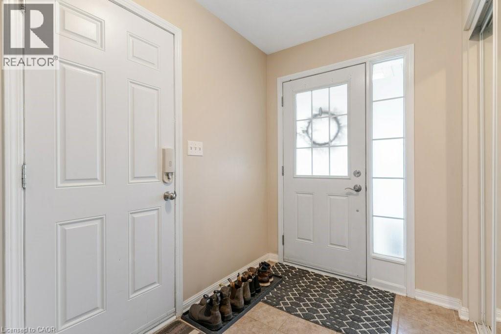 71 Garth Massey Drive Unit# 71, Cambridge, Ontario  N1T 2G8 - Photo 4 - 40813013