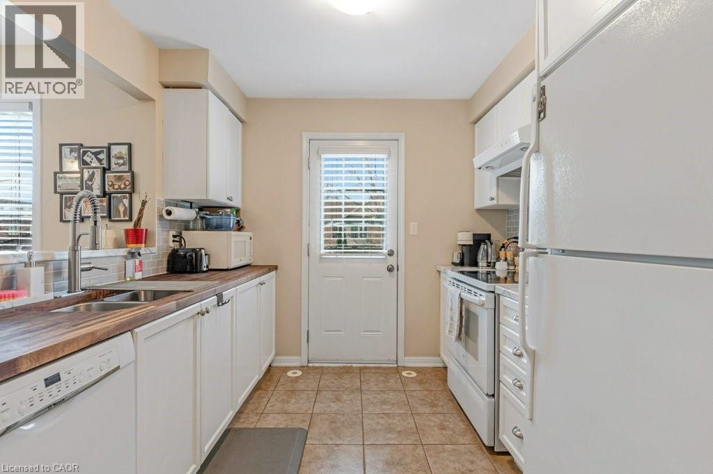 71 Garth Massey Drive Unit# 71, Cambridge, Ontario  N1T 2G8 - Photo 8 - 40813013