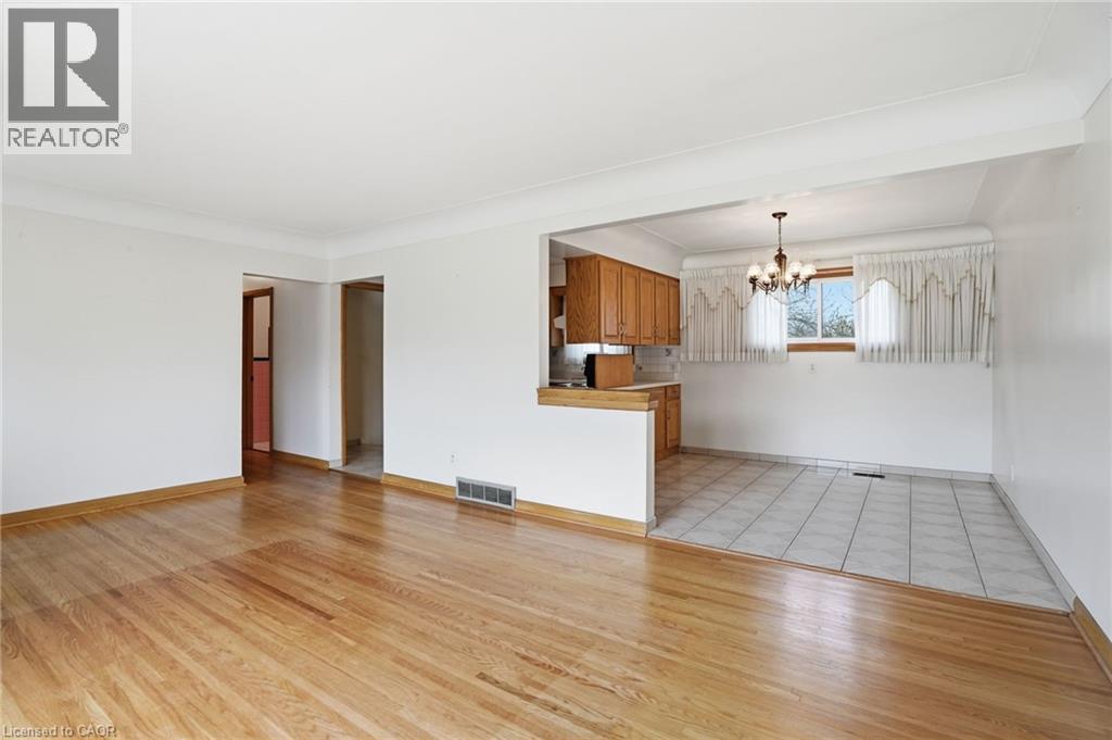 347 Hixon Road, Hamilton, Ontario  L8K 2C8 - Photo 9 - 40823220