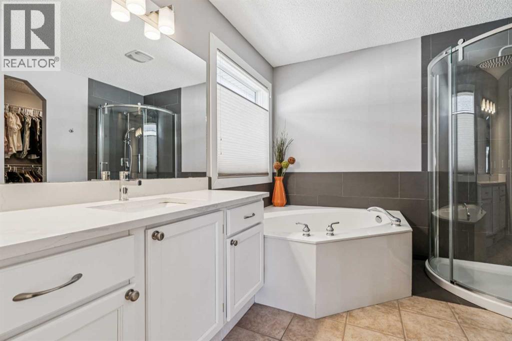 153 Panamount Close NW, Calgary, Alberta  T3K 5P6 - Photo 25 - A2304926