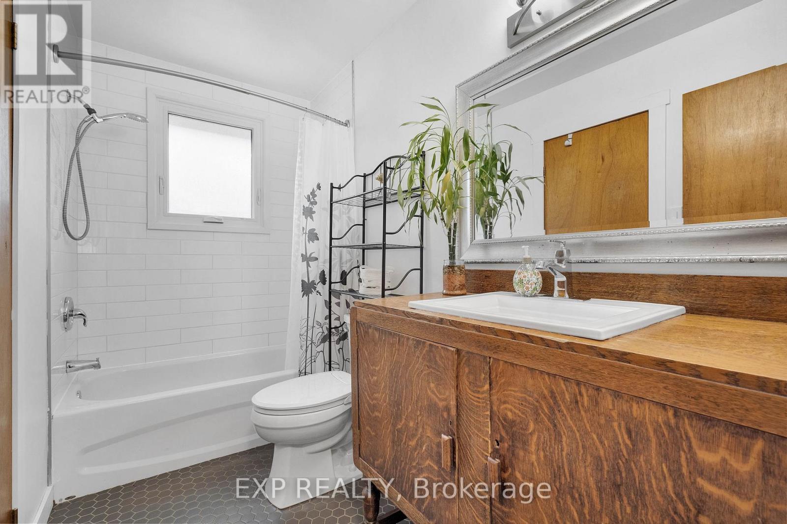 34 Taylor Crescent, St. Thomas, Ontario  N5R 5J4 - Photo 29 - X13062056