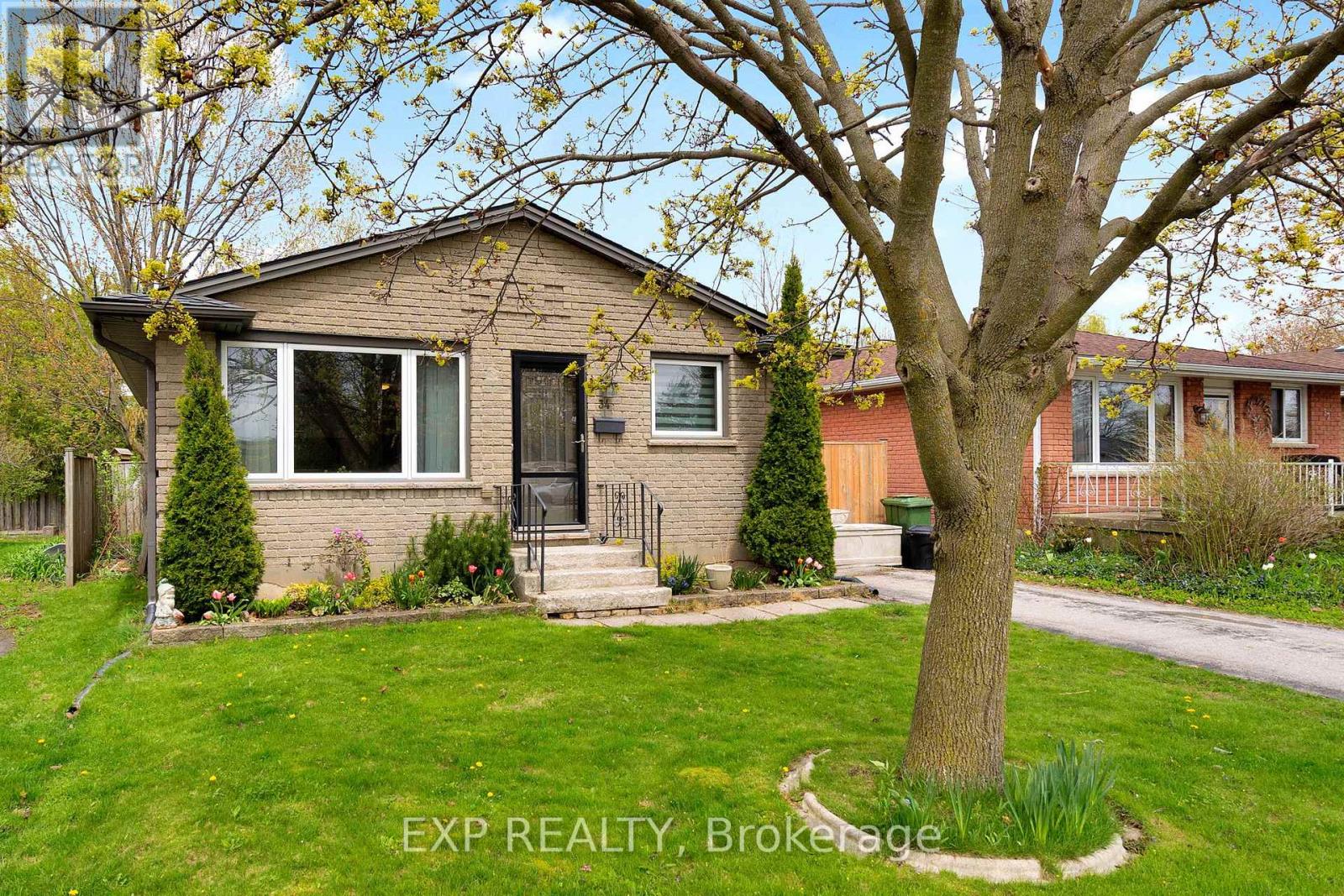 34 Taylor Crescent, St. Thomas, Ontario  N5R 5J4 - Photo 3 - X13062056