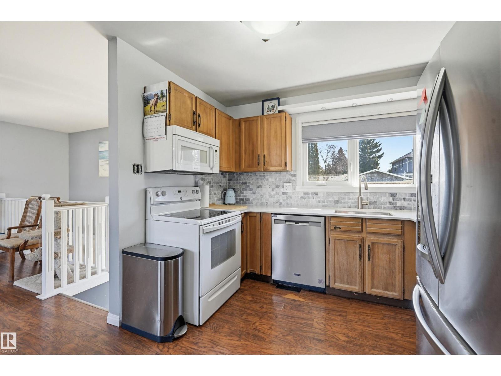 8507 149 St Nw, Edmonton, Alberta  T5R 1B3 - Photo 11 - E4484796