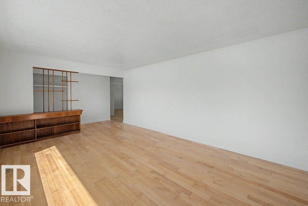 Unknown Address, ,     - Photo 18 - E4484799