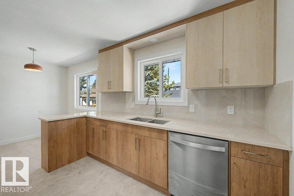 Unknown Address, ,     - Photo 23 - E4484799