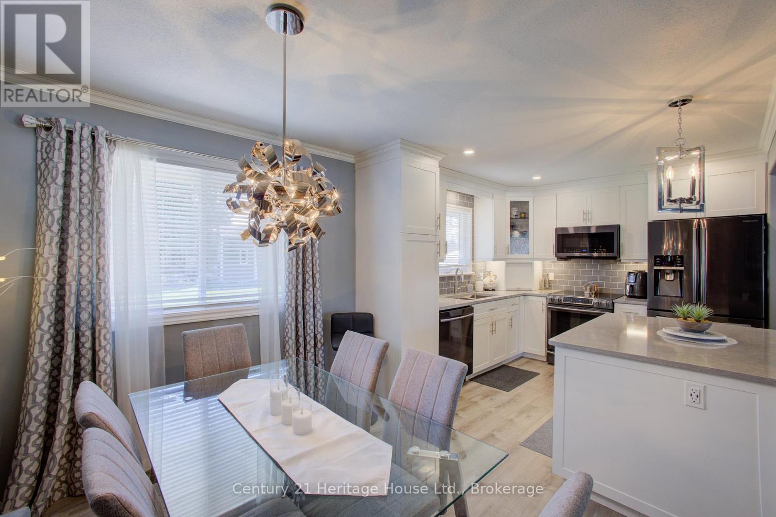 491 George Street E, West Grey, Ontario  N0G 1R0 - Photo 12 - X13061770