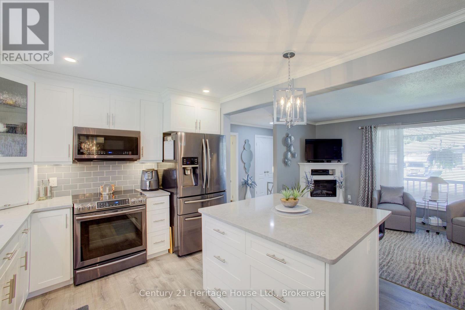 491 George Street E, West Grey, Ontario  N0G 1R0 - Photo 16 - X13061770