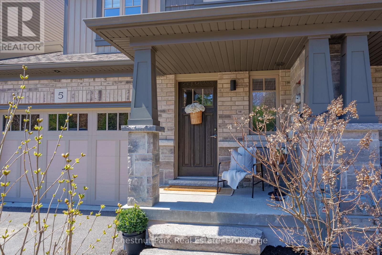 5 Brookside Crossing, Huntsville (Chaffey), Ontario  P1H 1C9 - Photo 2 - X13061842