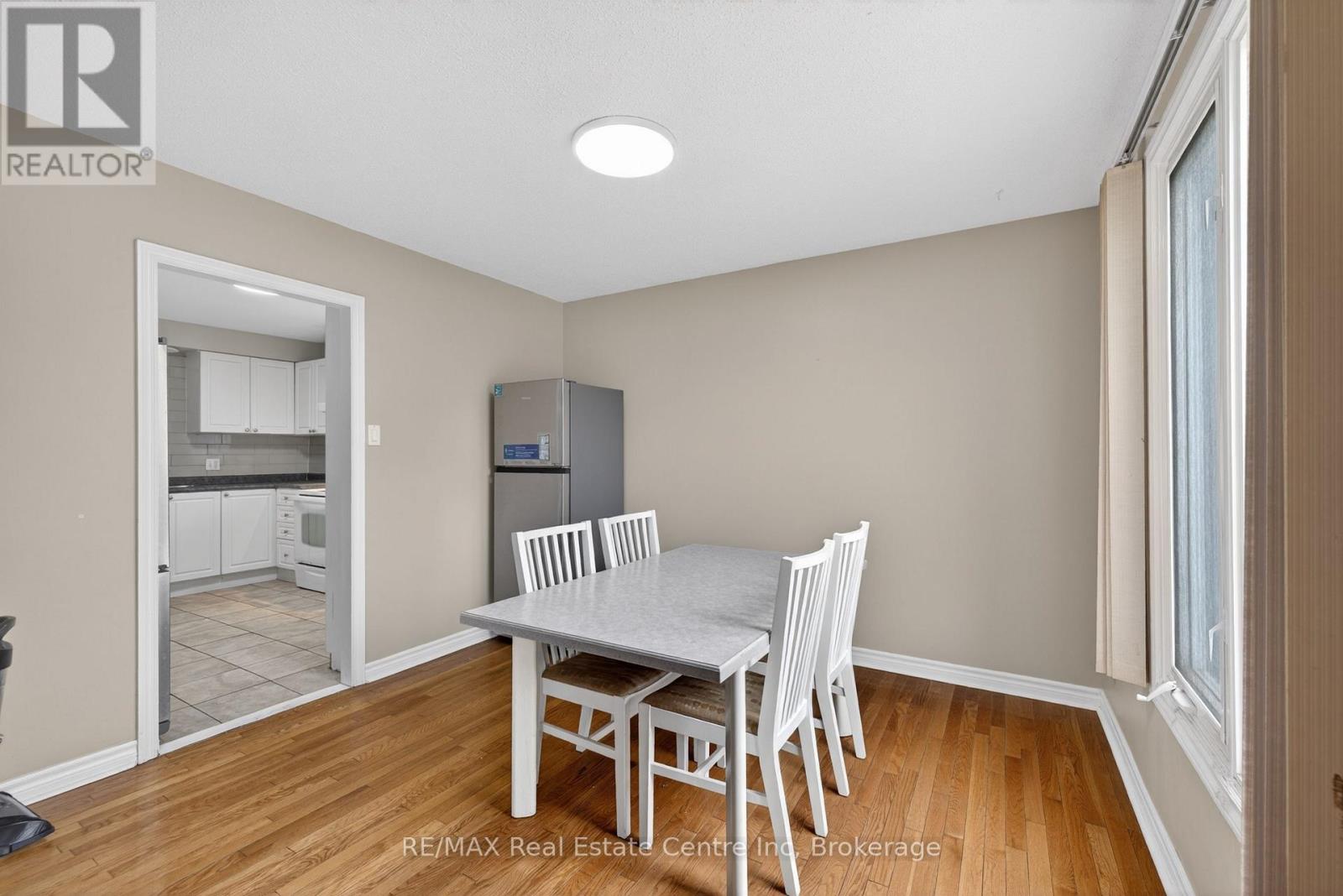 9 Sanderson Drive, Guelph, Ontario  N1H 6T7 - Photo 12 - X13061944