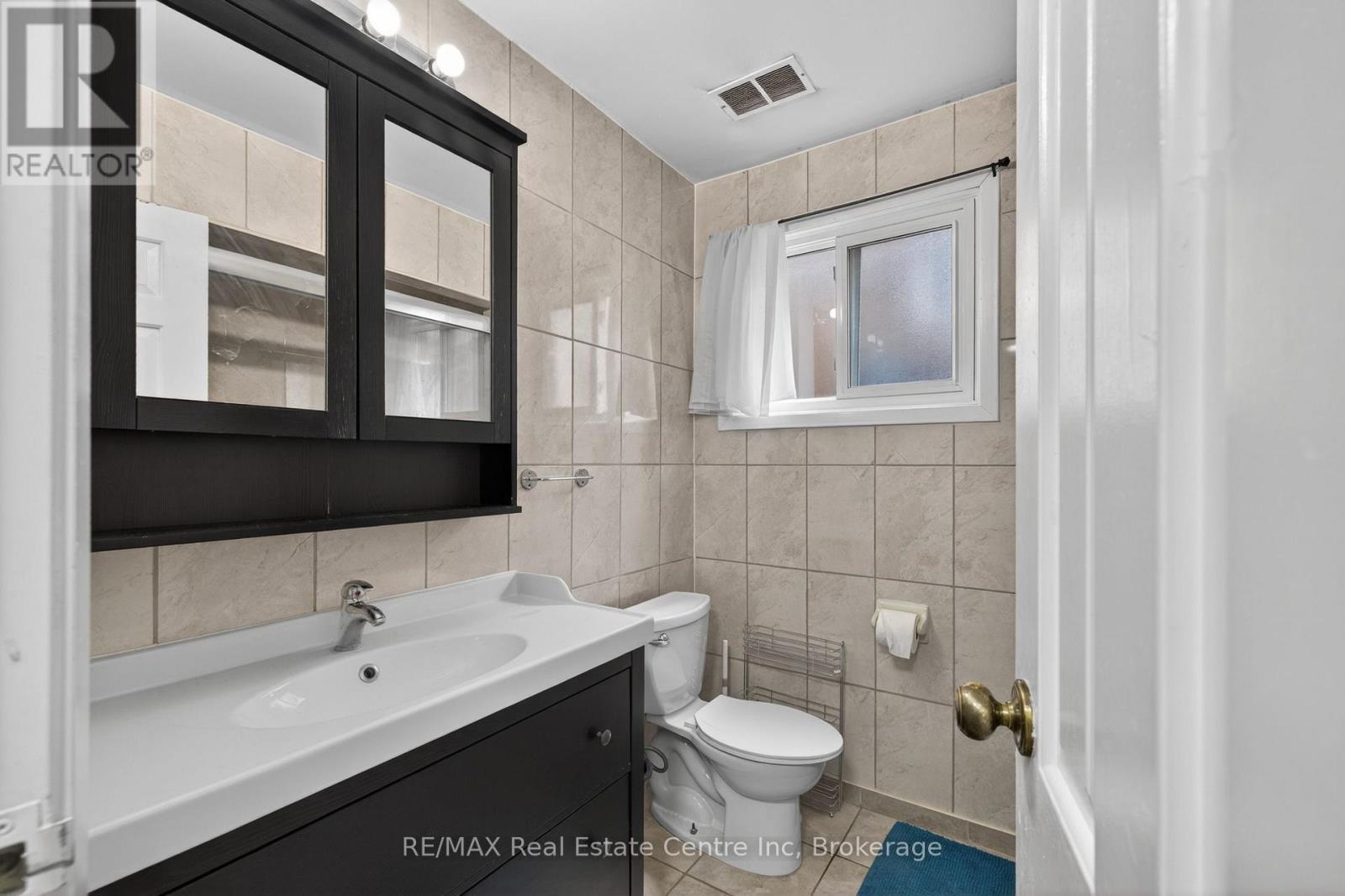 9 Sanderson Drive, Guelph, Ontario  N1H 6T7 - Photo 29 - X13061944