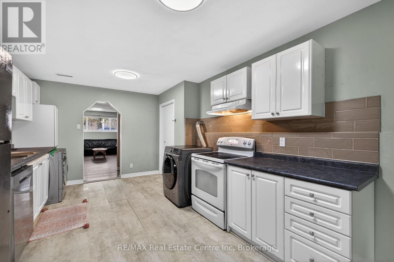 9 Sanderson Drive, Guelph, Ontario  N1H 6T7 - Photo 36 - X13061944