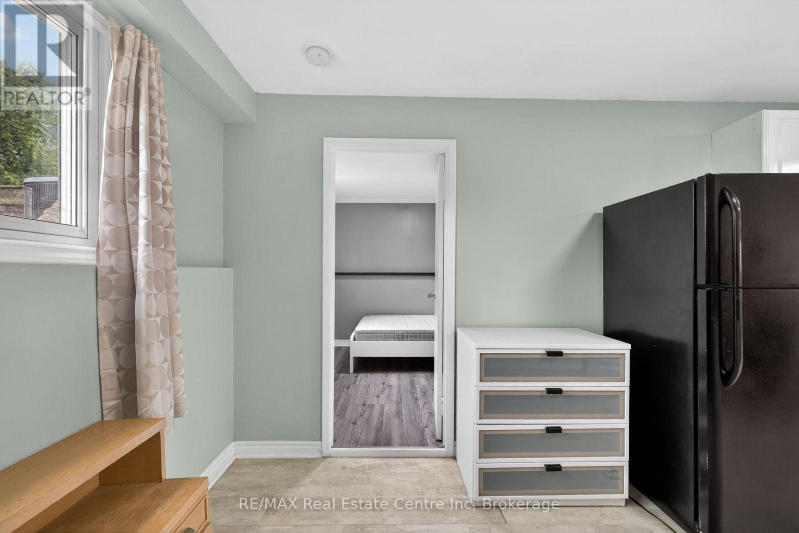 9 Sanderson Drive, Guelph, Ontario  N1H 6T7 - Photo 38 - X13061944