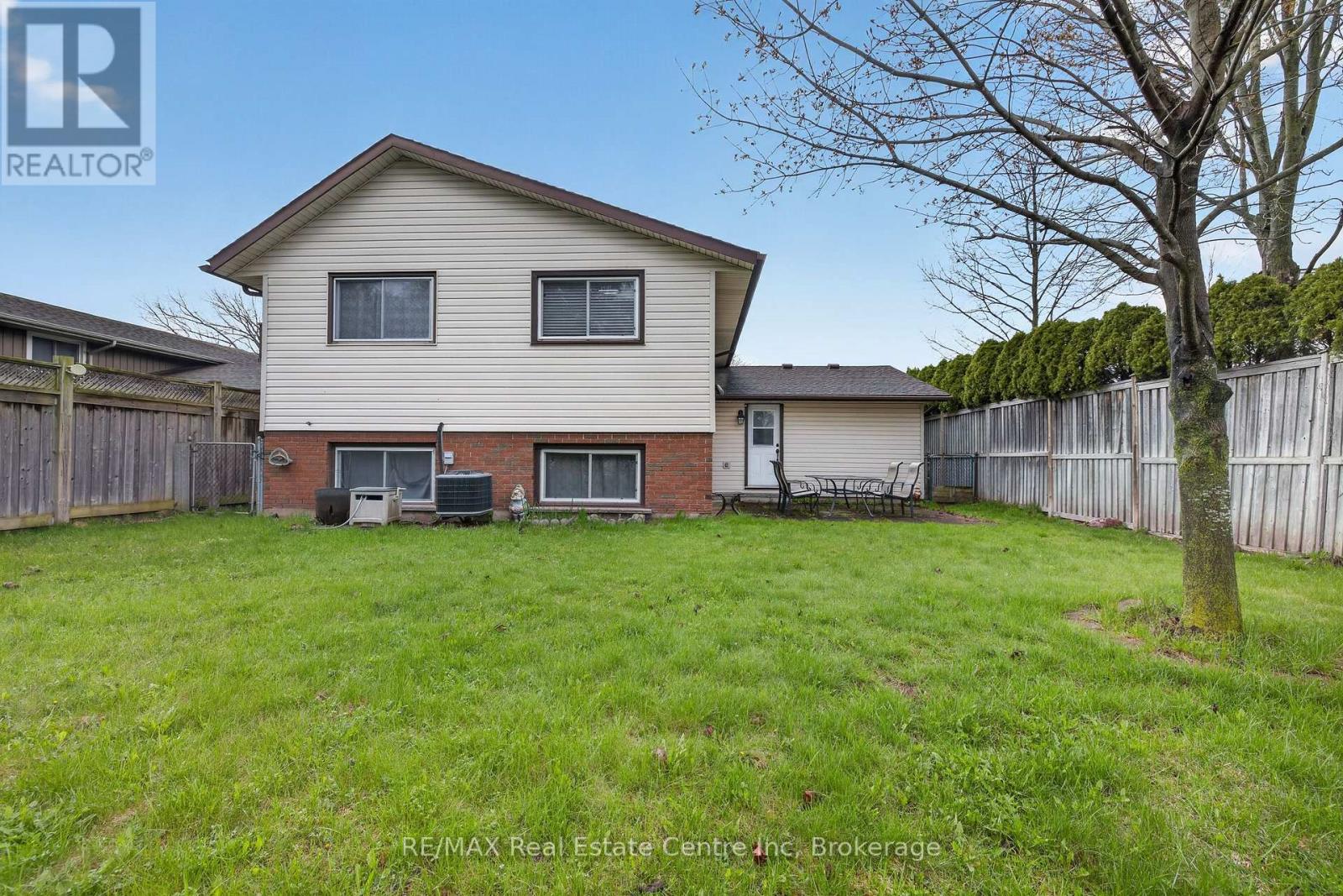 9 Sanderson Drive, Guelph, Ontario  N1H 6T7 - Photo 44 - X13061944