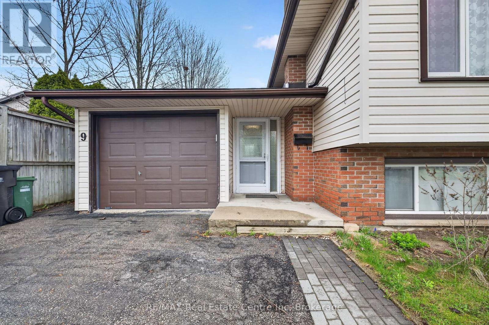 9 Sanderson Drive, Guelph, Ontario  N1H 6T7 - Photo 5 - X13061944