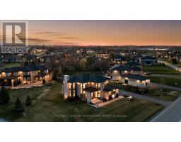 781 MCMANUS AVENUE, Ottawa, Ontario