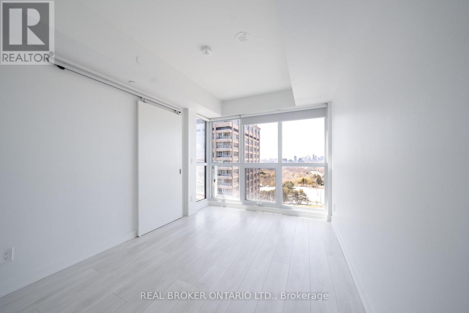 1601 - 6 Sonic Way, Toronto, Ontario  M3C 0P1 - Photo 18 - C13061736