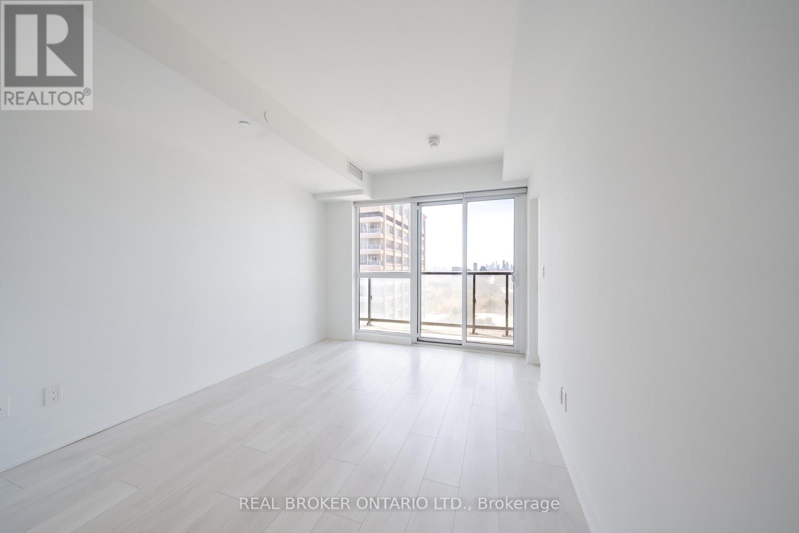 1601 - 6 Sonic Way, Toronto, Ontario  M3C 0P1 - Photo 21 - C13061736