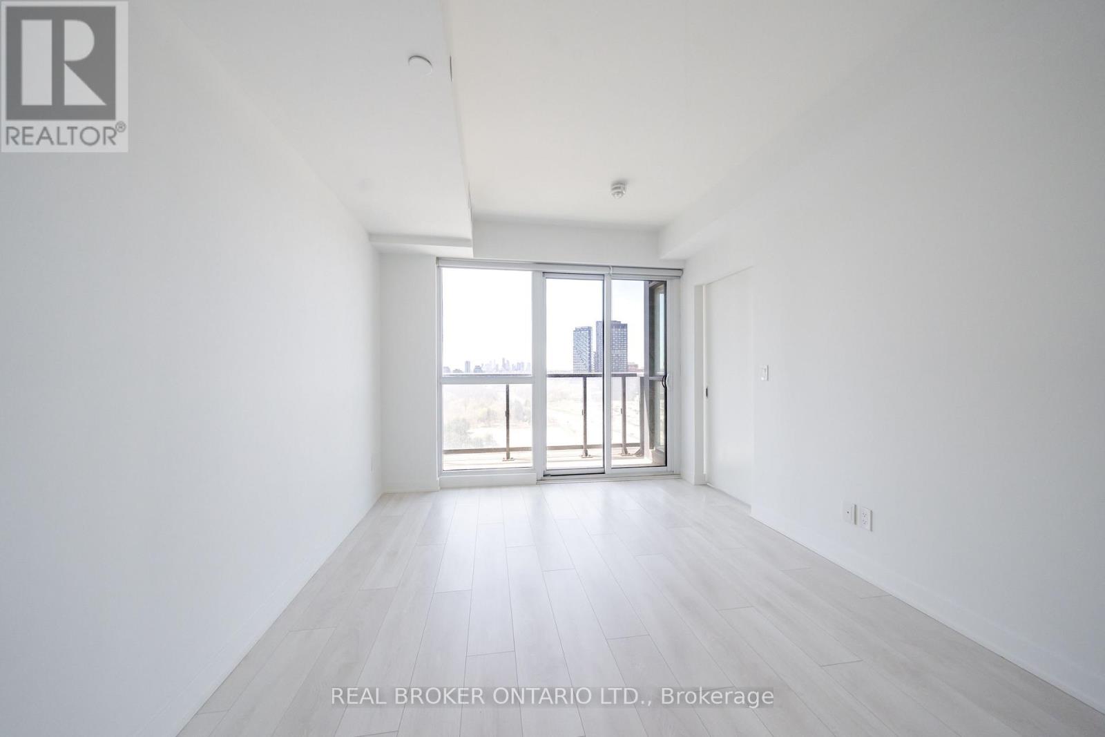 1601 - 6 Sonic Way, Toronto, Ontario  M3C 0P1 - Photo 22 - C13061736