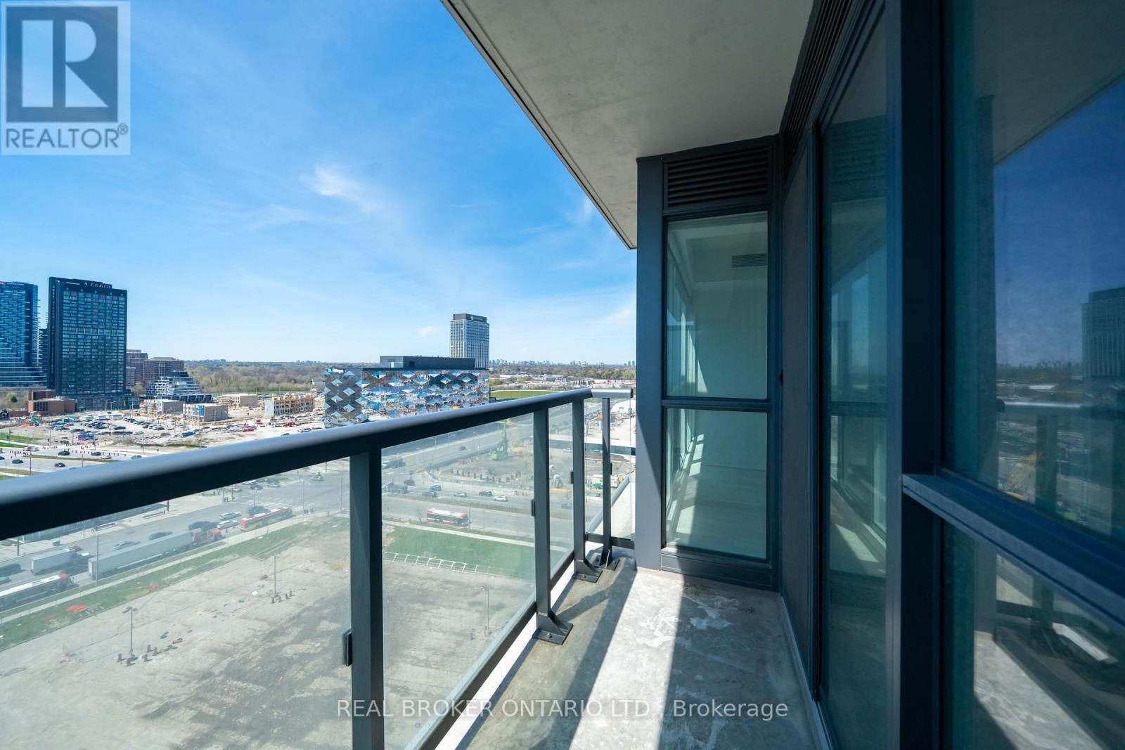 1601 - 6 Sonic Way, Toronto, Ontario  M3C 0P1 - Photo 31 - C13061736